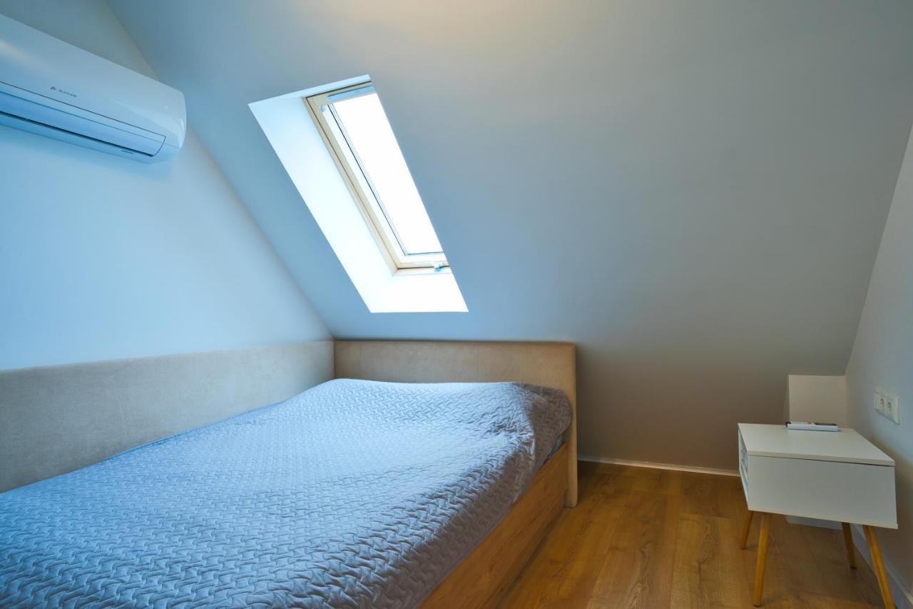 Cosy Studio In The City Center With Air Conditioneer! كلابيدا المظهر الخارجي الصورة