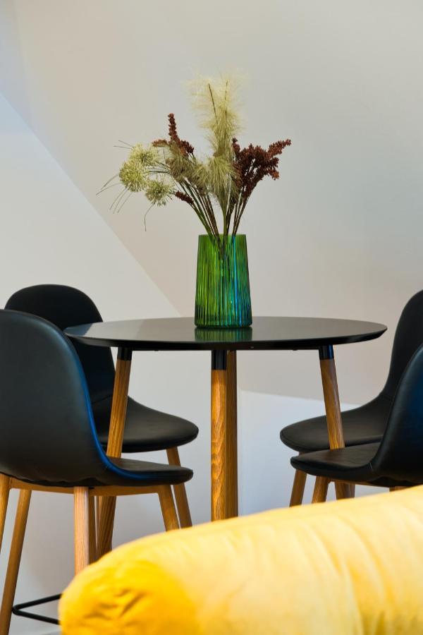 Cosy Studio In The City Center With Air Conditioneer! كلابيدا المظهر الخارجي الصورة